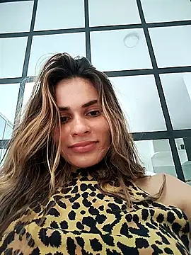 cuteluci  online show from March 21, 5:23 pm