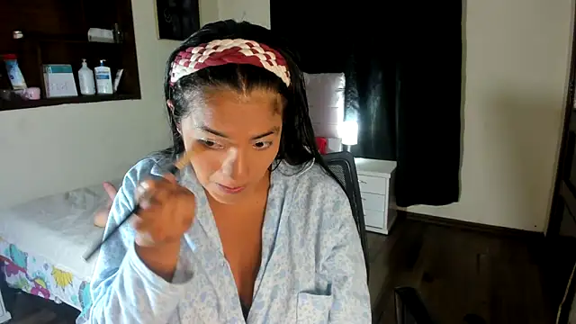 arianithaxox online show from January 5, 10:08 pm