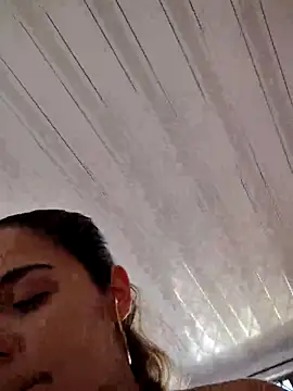 LaurenWelly  online show from February 20, 8:36 pm