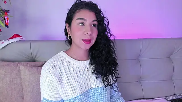 candyy bella online show from December 23, 5:43 pm