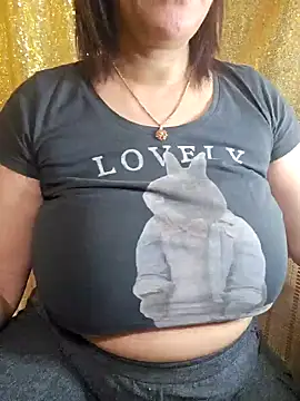 Foxlady2271 online show from February 2, 1:45 am