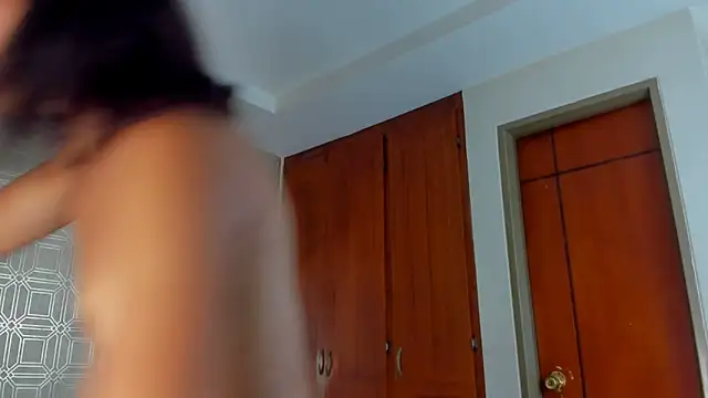 evelyn wine online show from January 12, 12:49 am