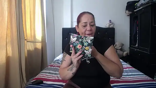 merryymaturee  online show from March 5, 1:28 pm