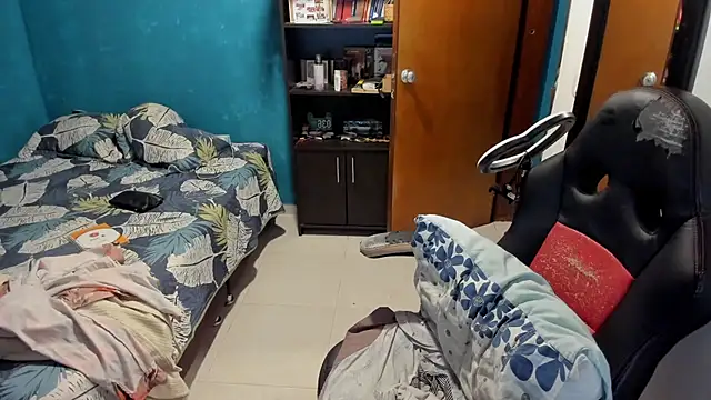 peanut tangerine online show from November 12, 11:58 pm