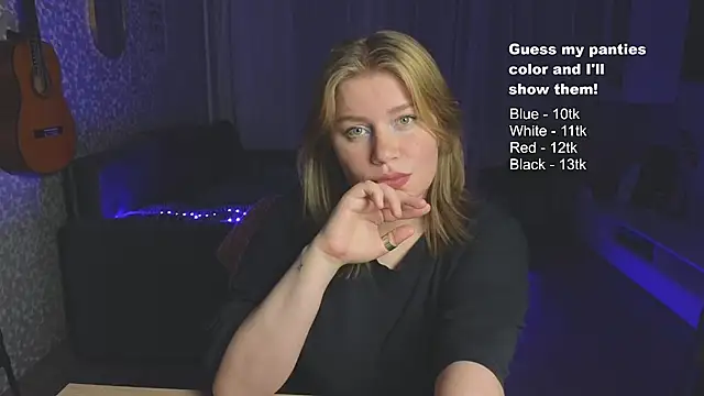 Kira Citro online show from September 13, 9:58 pm