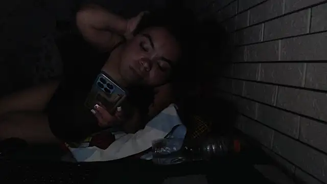 Michelle Brooks online show from January 31, 11:45 pm