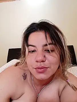 Snapshot of Candy_sr chatting on November 23, 2:06 pm Candy sr online show from November 23, 2:06 pm