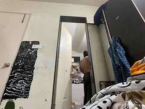 SammyChocolateIndian online show from December 8, 8:20 am