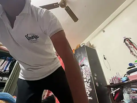 SammyChocolateIndian online show from January 22, 5:48 am