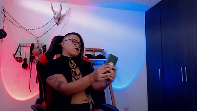 LilithSharon online show from October 15, 5:13 pm