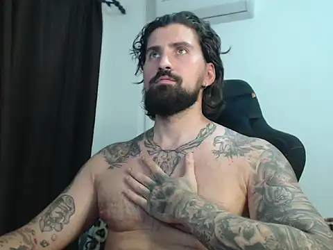 MateoHunk online show from September 9, 5:45 pm