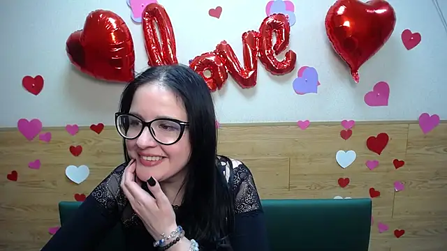 Snapshot of TayaBoret chatting on February 10, 12:19 am TayaBoret online show from February 10, 12:19 am