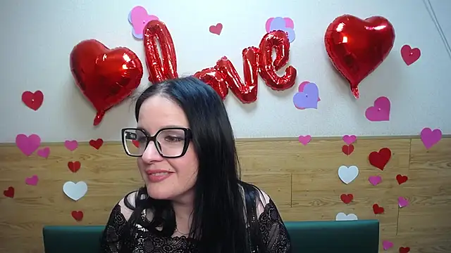 Snapshot of TayaBoret chatting on February 11, 12:28 am TayaBoret online show from February 11, 12:28 am