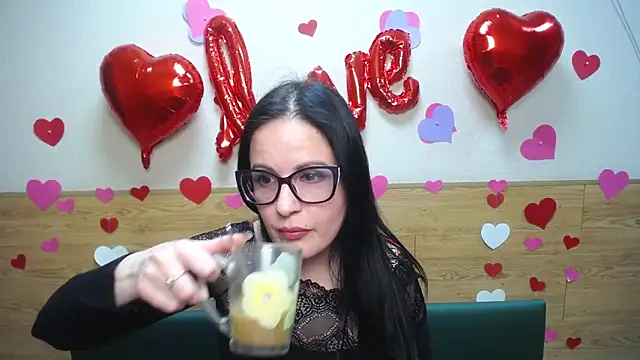 Snapshot of TayaBoret chatting on February 14, 6:40 pm TayaBoret online show from February 14, 6:40 pm