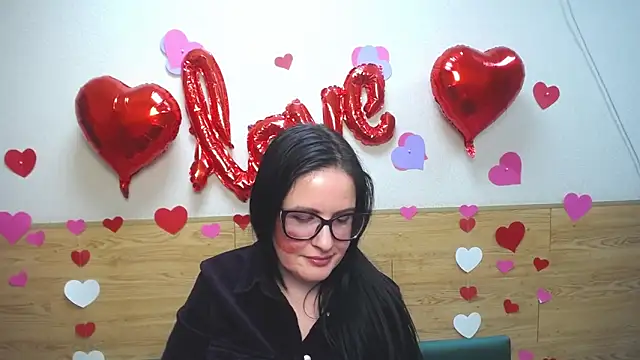 Snapshot of TayaBoret chatting on February 24, 12:20 am TayaBoret online show from February 24, 12:20 am