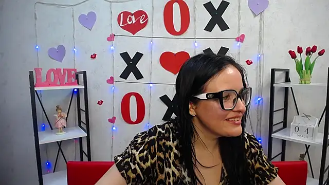 Snapshot of TayaBoret chatting on March 4, 6:18 pm TayaBoret online show from March 4, 6:18 pm