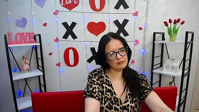 Snapshot of TayaBoret chatting on March 6, 9:20 pm TayaBoret online show from March 6, 9:20 pm