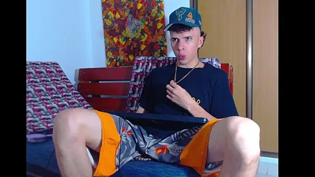 Keeny16 online show from December 15, 9:53 pm