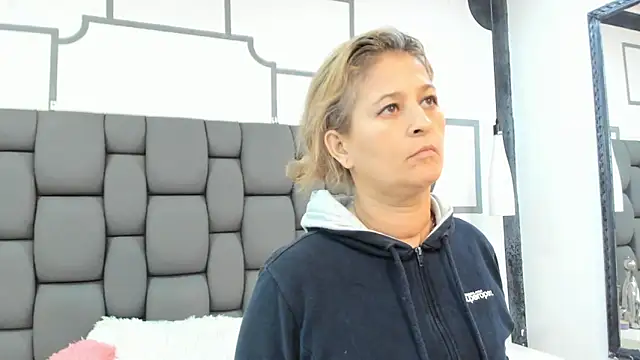 Jade squirtt online show from October 1, 11:38 am