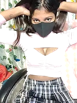 Snapshot of Reena_Singh53 chatting on February 28, 3:15 pm Reena Singh53 online show from February 28, 3:15 pm