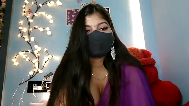 Snapshot of Reena_Singh53 chatting on September 26, 2:32 pm Reena Singh53 online show from September 26, 2:32 pm