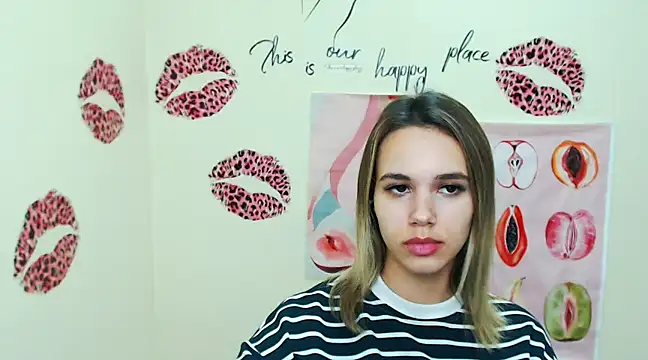  StAcY online show from December 8, 5:44 pm