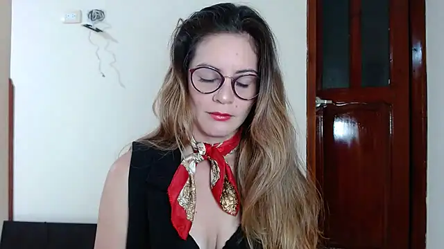 Hanny 24 online show from December 10, 9:33 am