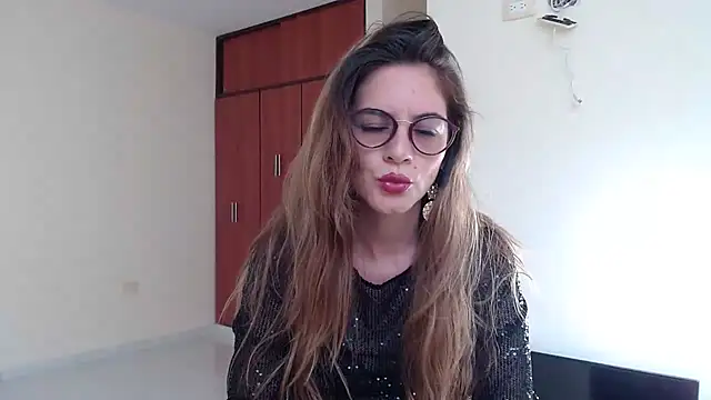 Hanny 24 online show from December 10, 8:49 pm