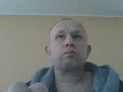 Snapshot of X46x chatting on September 27, 5:12 am X46x online show from September 27, 5:12 am