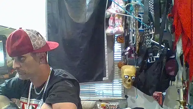 slinginbigD online show from October 4, 11:03 pm