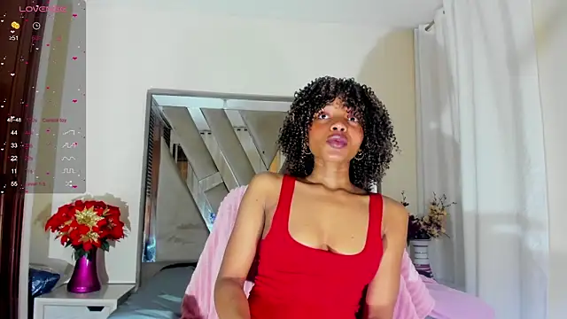 Snapshot of sara_williams01 chatting on February 3, 1:30 pm sara williams01 online show from February 3, 1:30 pm