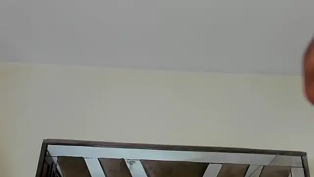 Snapshot of sara_williams01 chatting on February 8, 1:11 pm sara williams01 online show from February 8, 1:11 pm