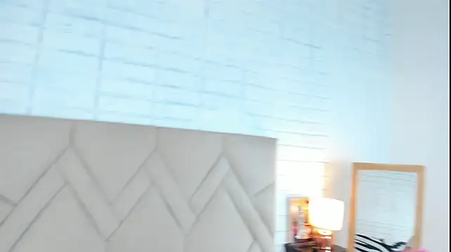 Isis Osman online show from December 26, 7:56 am