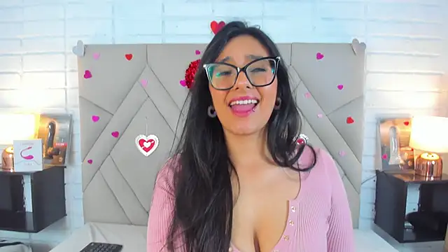 Isis Osman online show from February 23, 12:51 am