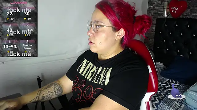 Bruja  Scarlata online show from February 20, 6:02 pm