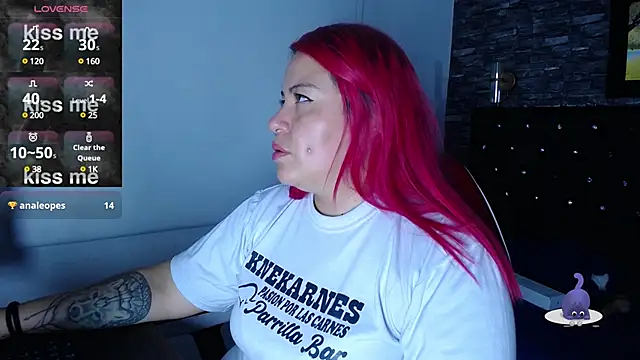 Bruja  Scarlata online show from February 25, 9:02 pm