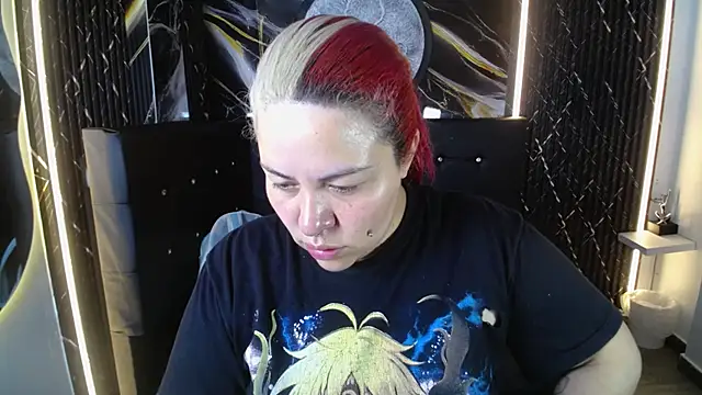 Bruja  Scarlata online show from November 4, 10:03 am