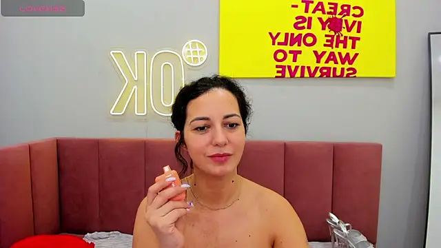 Linda Insatiable online show from March 16, 7:37 am