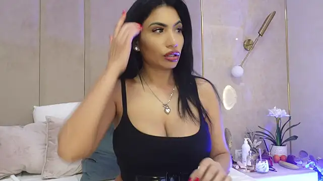 Snapshot of Denise_Taylor chatting on January 17, 8:45 am Denise Taylor online show from January 17, 8:45 am