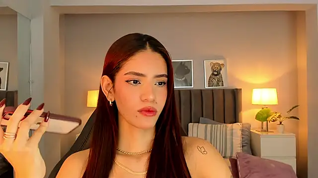 Snapshot of Madie__collins chatting on January 11, 12:07 pm Madie collins online show from January 11, 12:07 pm