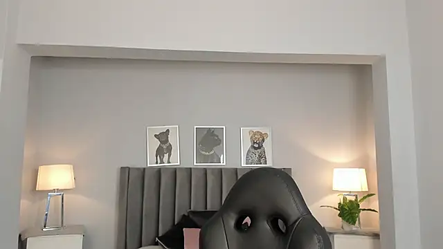 Snapshot of Madie__collins chatting on February 28, 10:52 am Madie collins online show from February 28, 10:52 am