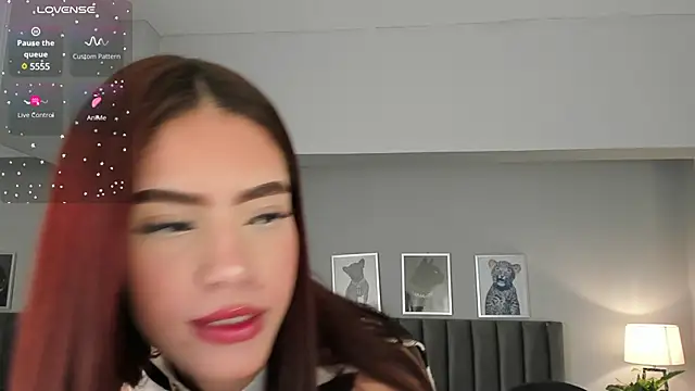 Snapshot of Madie__collins chatting on March 17, 11:10 am Madie collins online show from March 17, 11:10 am