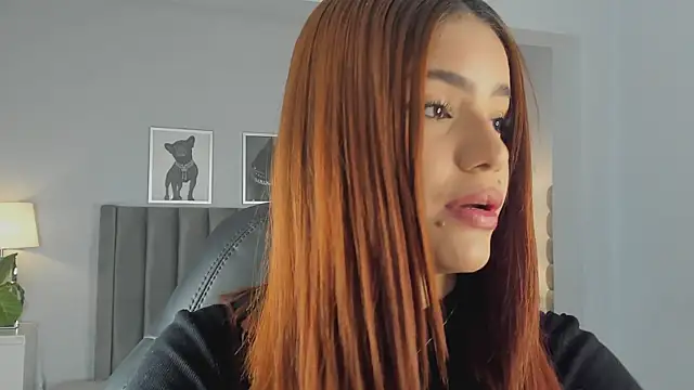 Snapshot of Madie__collins chatting on November 21, 11:31 am Madie collins online show from November 21, 11:31 am