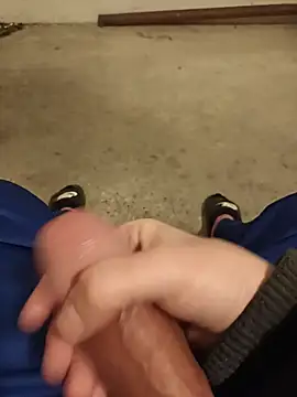 casper0303 online show from March 2, 2:19 am