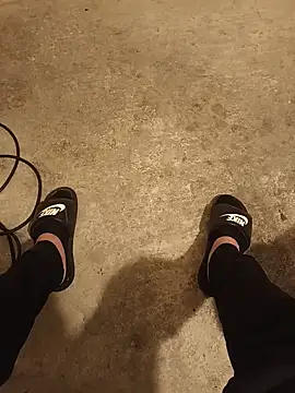 casper0303 online show from March 20, 7:04 pm