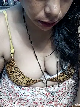 Urmila bhabhii online show from October 11, 5:17 am