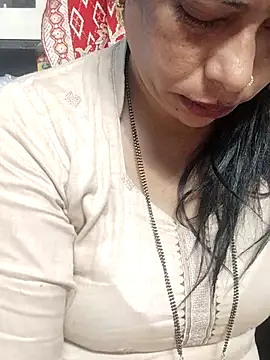 Urmila bhabhii online show from November 15, 3:15 am