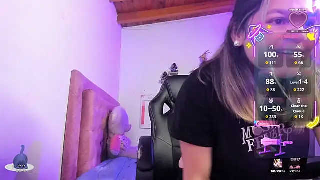 Sabrina Hall  online show from October 13, 12:54 am