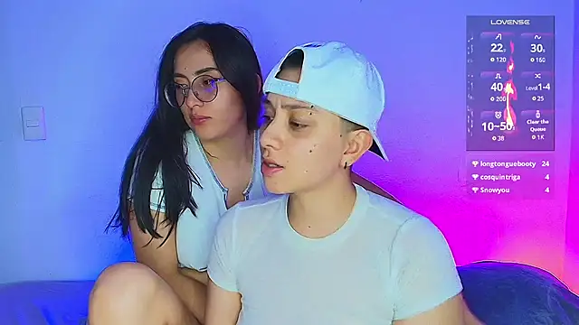 Snapshot of aron_wi chatting on December 9, 2:13 am aron wi online show from December 9, 2:13 am