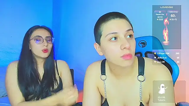 Snapshot of aron_wi chatting on December 19, 6:23 am aron wi online show from December 19, 6:23 am